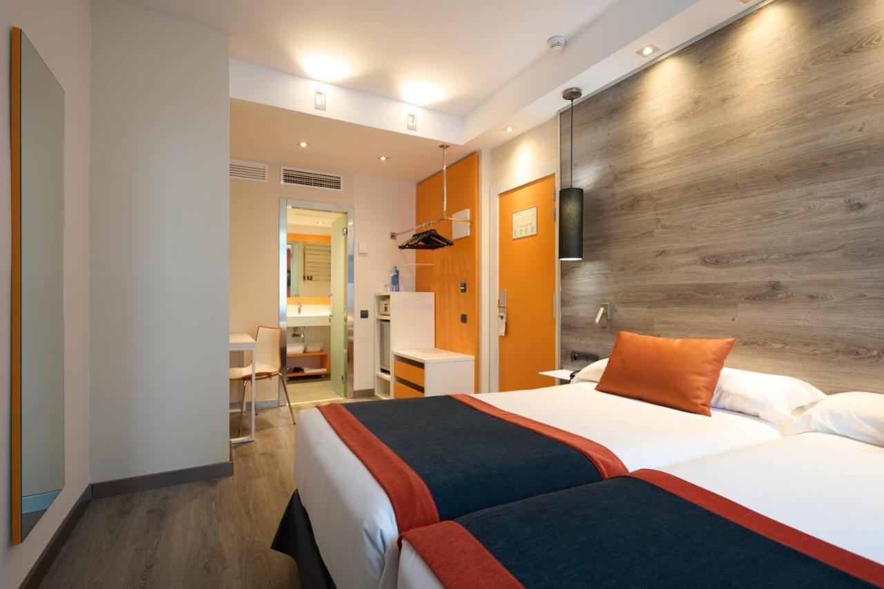 Hotel Catalonia Mikado Barcelona Exterior foto