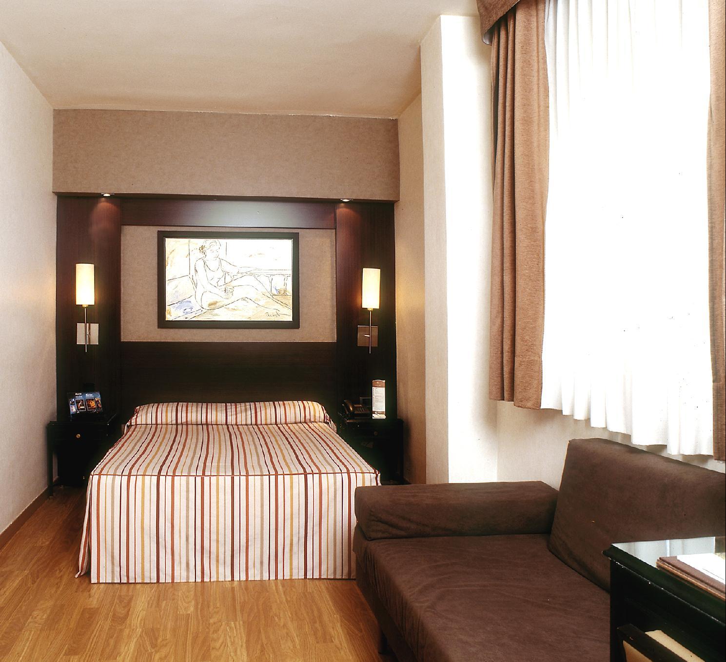 Hotel Catalonia Mikado Barcelona Zimmer foto