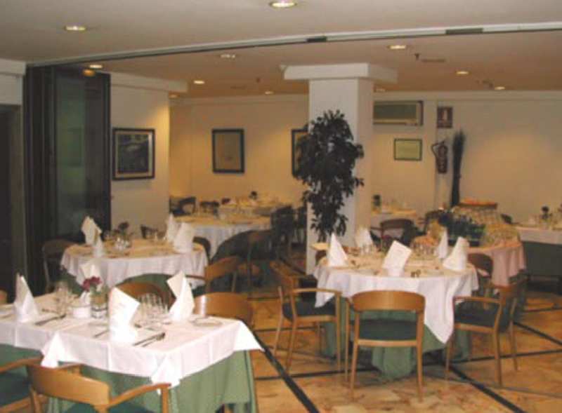 Hotel Catalonia Mikado Barcelona Restaurant foto